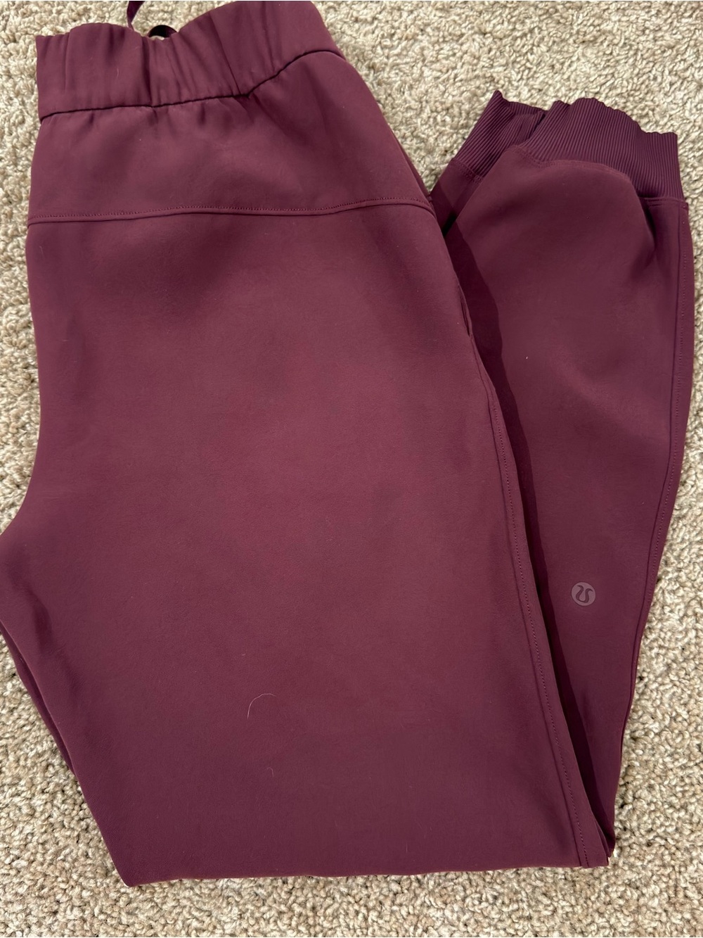 lululemon athletica Maroon on the fly‎ joggers